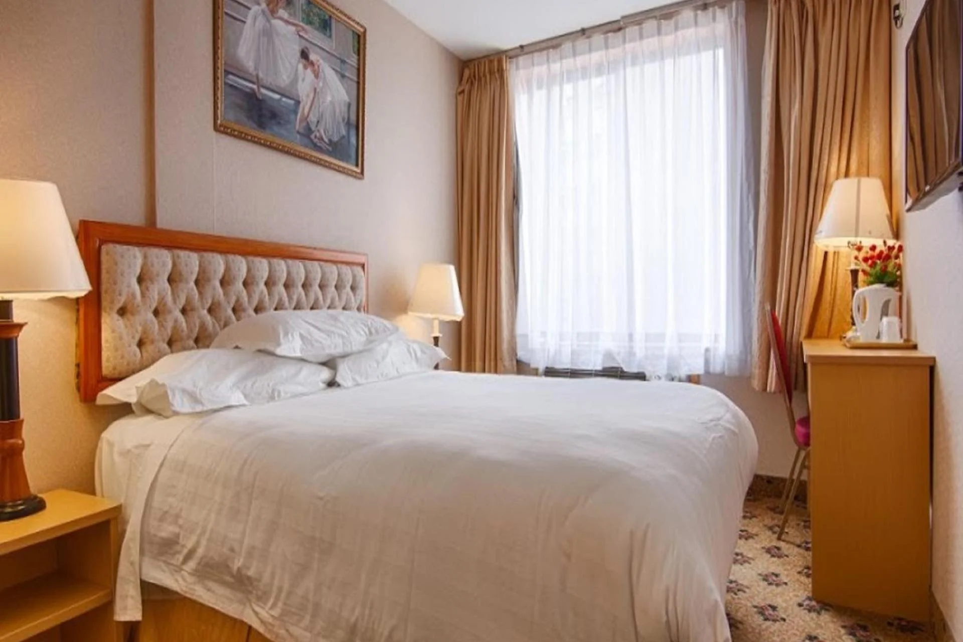 Flushing Hotel