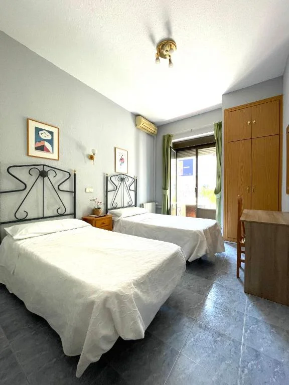Experience Comfort and Convenience at Hostal Residencia Fernandez, Spain