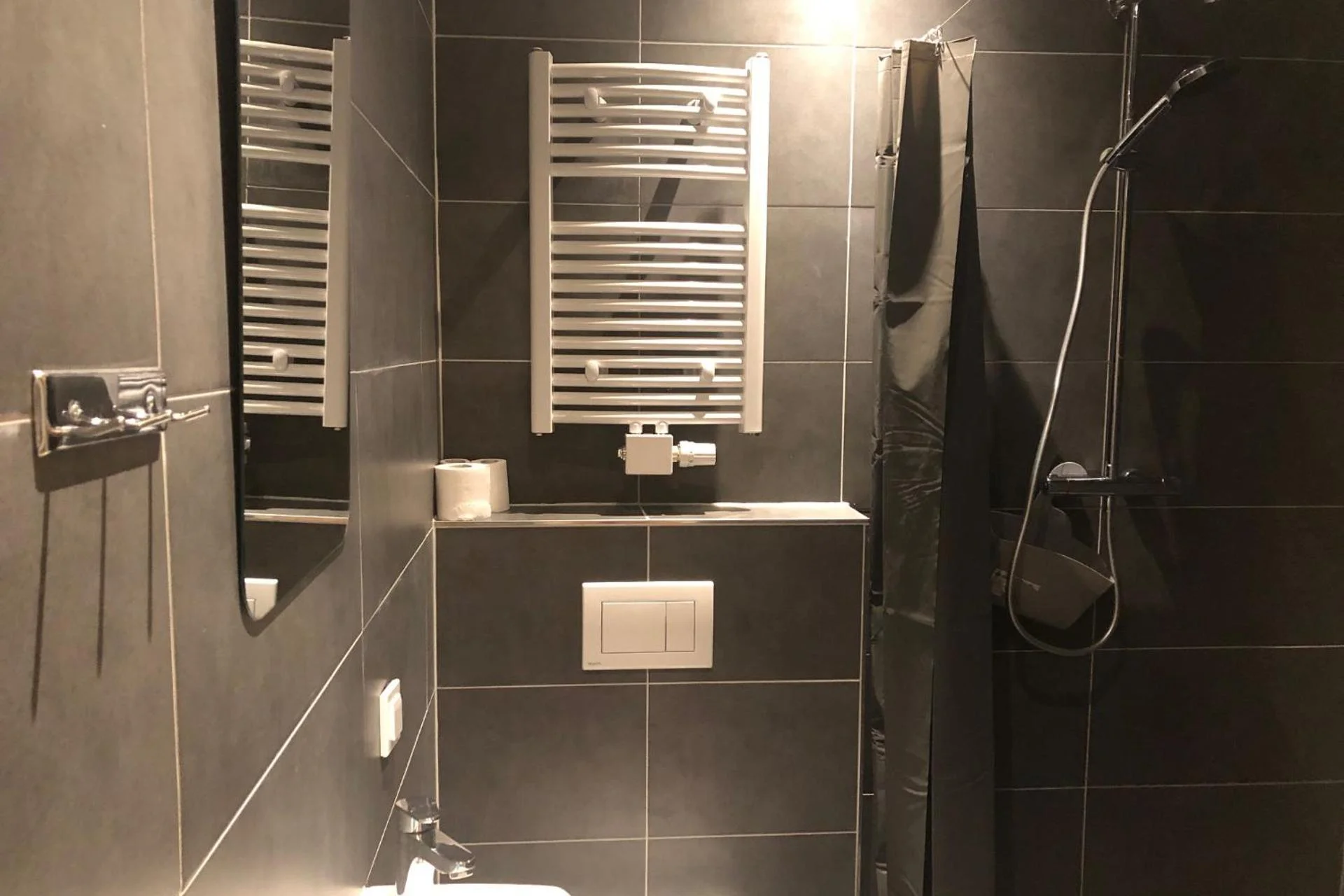 Hotel ADAM