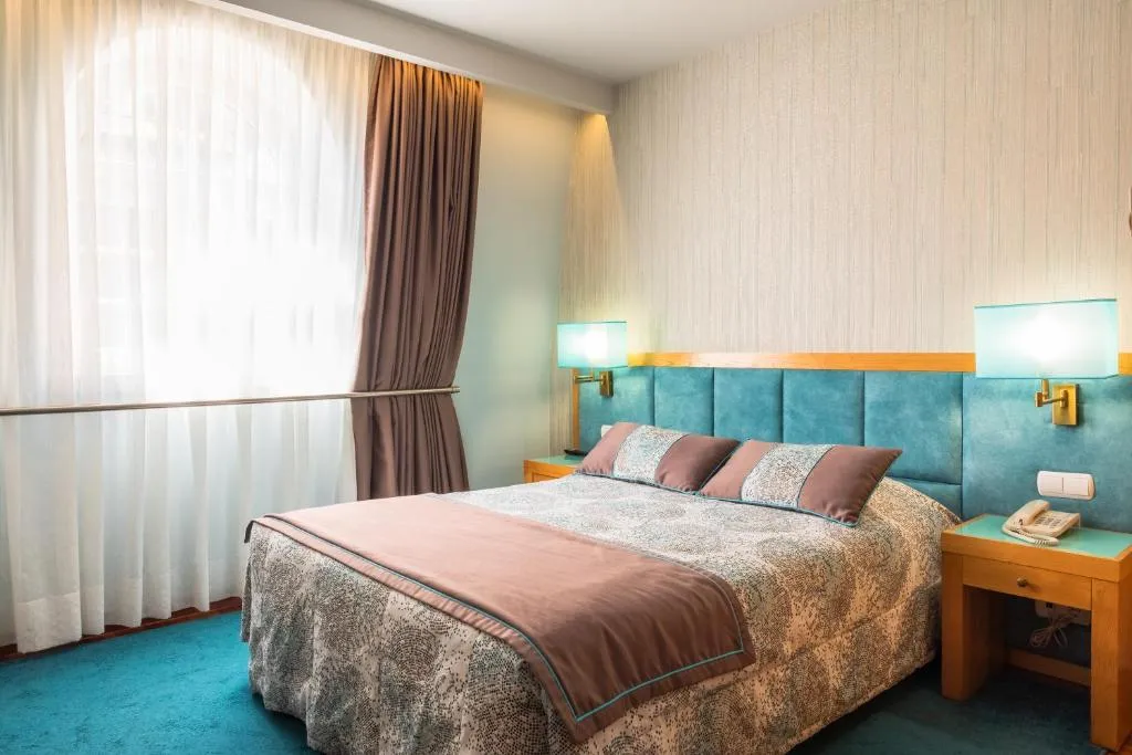 Standard Double Room – Hotel Boa-Vista Porto