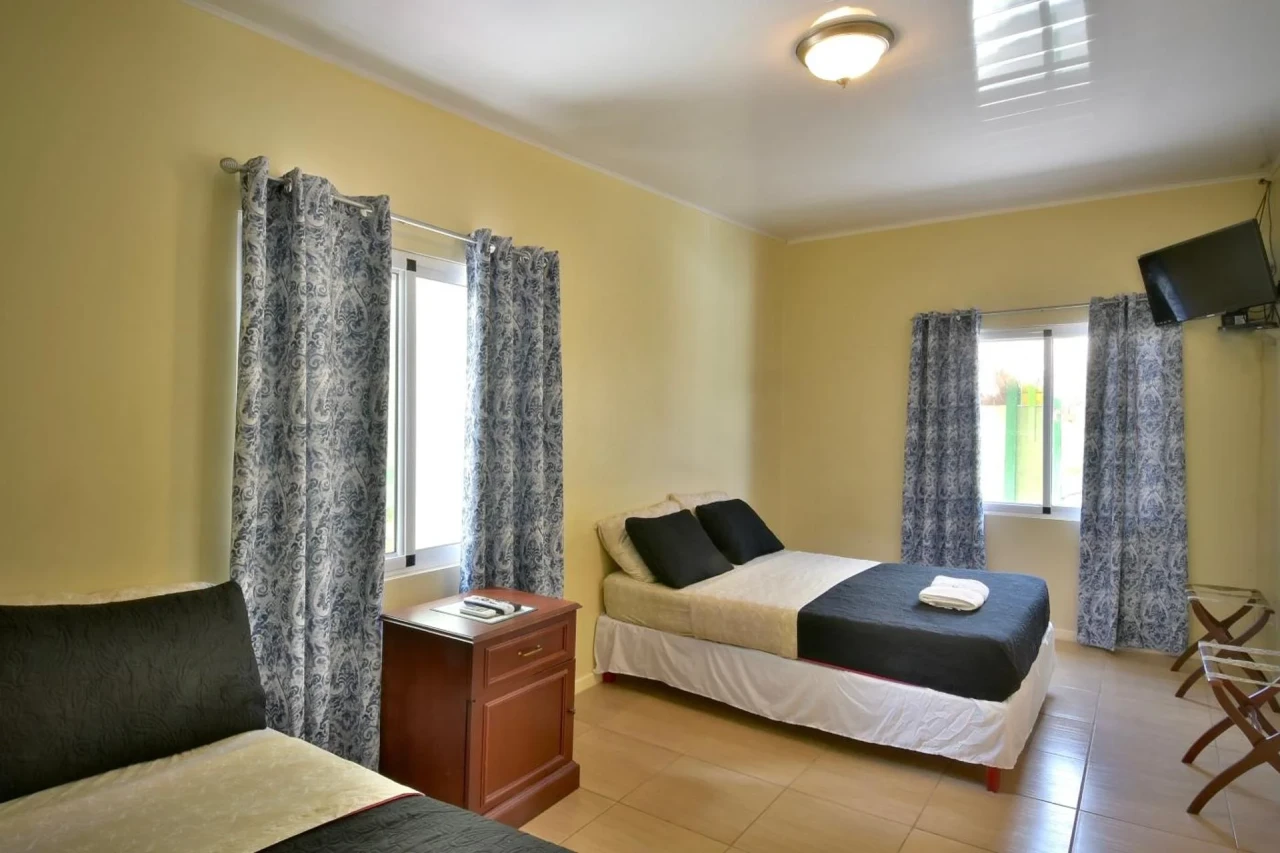 Pista Q hostel and apartments