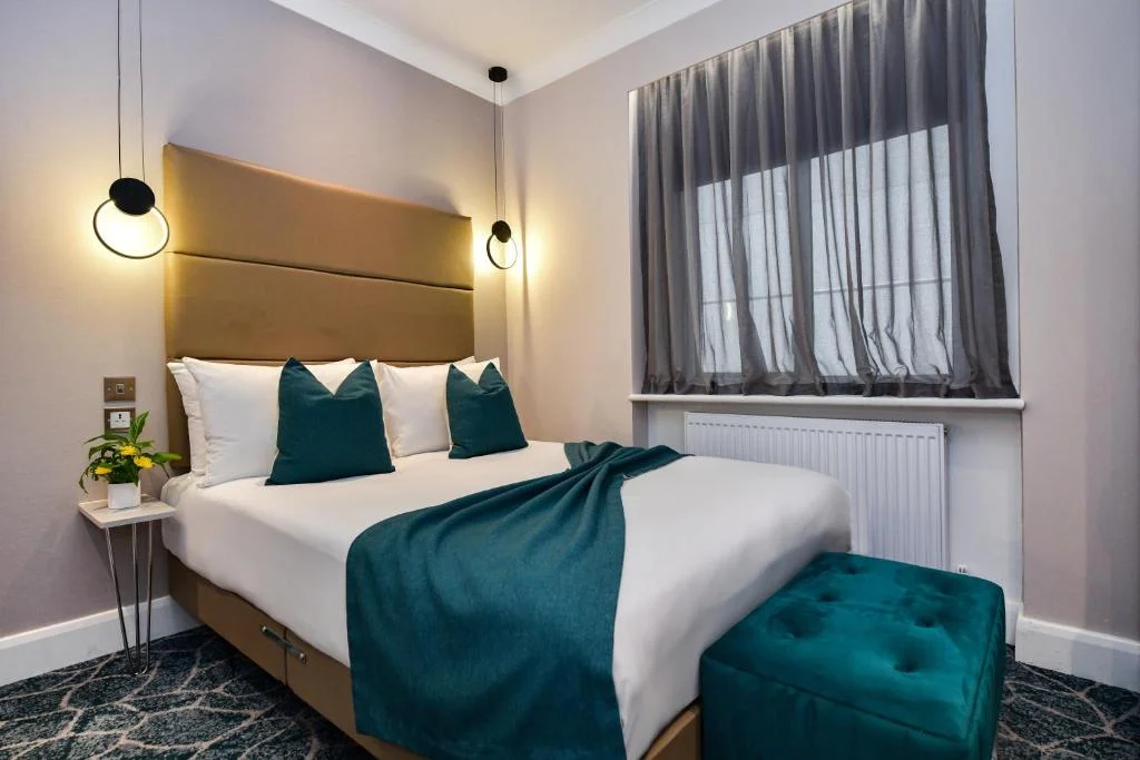 Experience Luxury at Queens Park Hotel